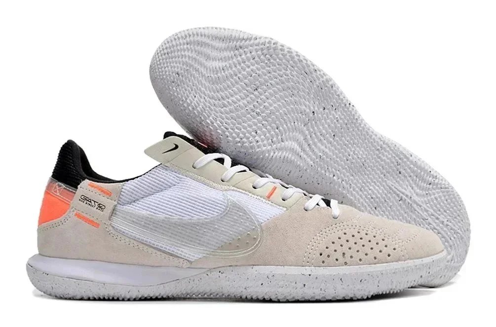 Niskie sznurowane sneakersy Nike Streetgato