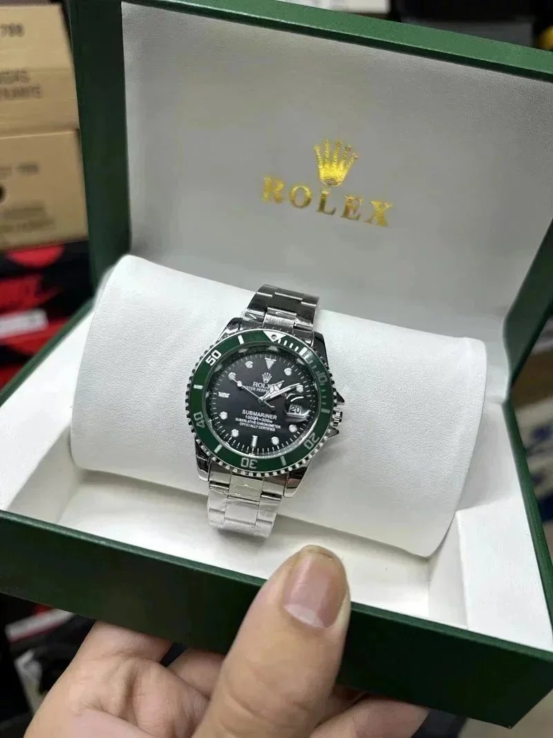 Colección variada de relojes de pulsera multiesferas