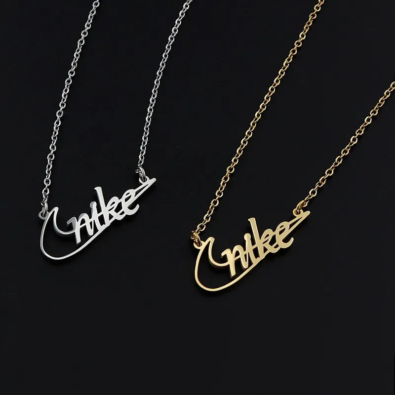 Halskette mit Nike-Logo-Anhänger und Gliederkette