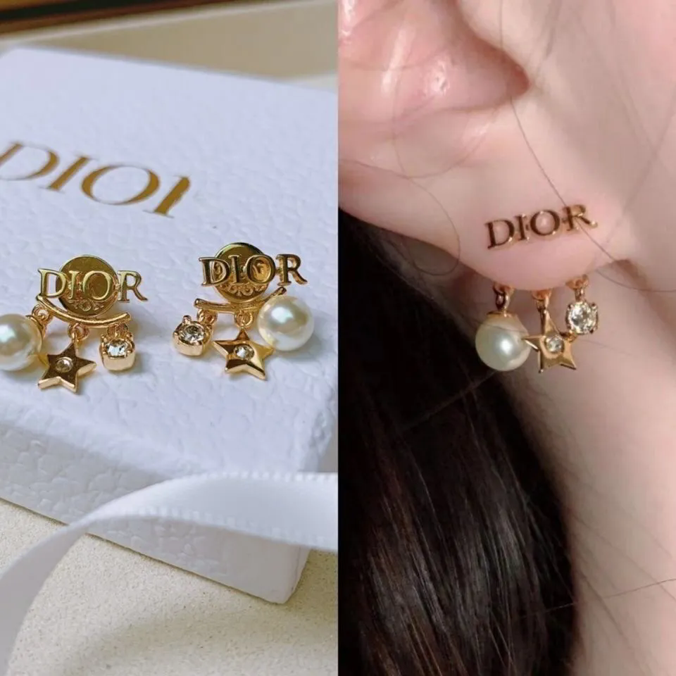 Náušnice ear jacket s nápisem DIOR, hvězdou a perleťovými přívěsky