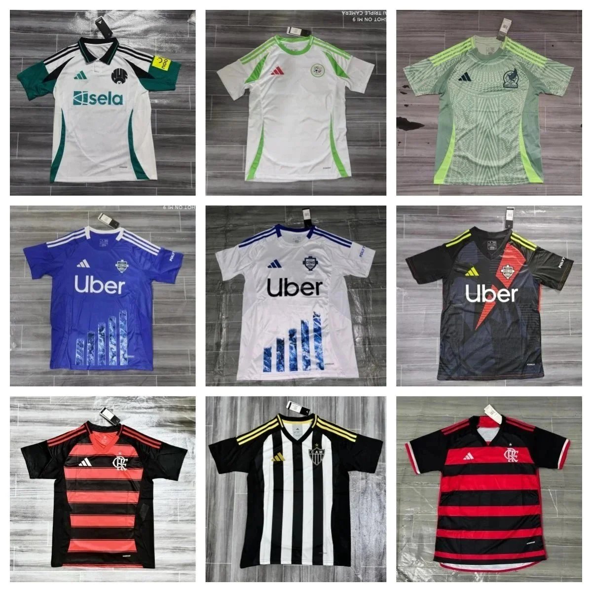 Camisa de futebol de manga curta com brasões e estampas de clubes