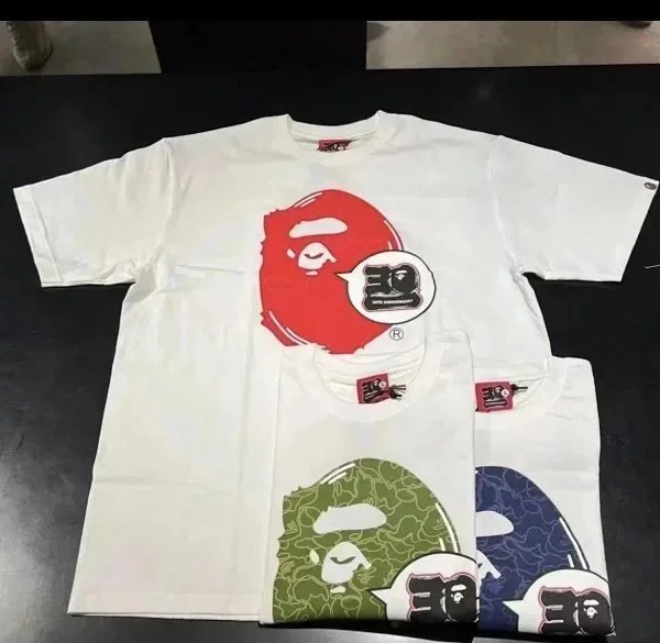 Tričko BAPE s krátkým rukávem, kulatým výstřihem a grafickým potiskem