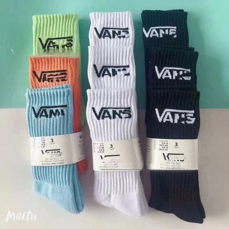 Vans žebrované ponožky s nápisem u lemu