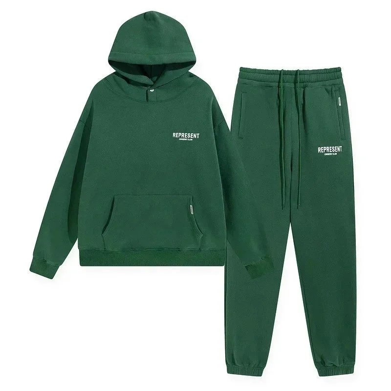 Felpa con cappuccio e pantaloni jogger Represent Owners' Club, venduti separatamente