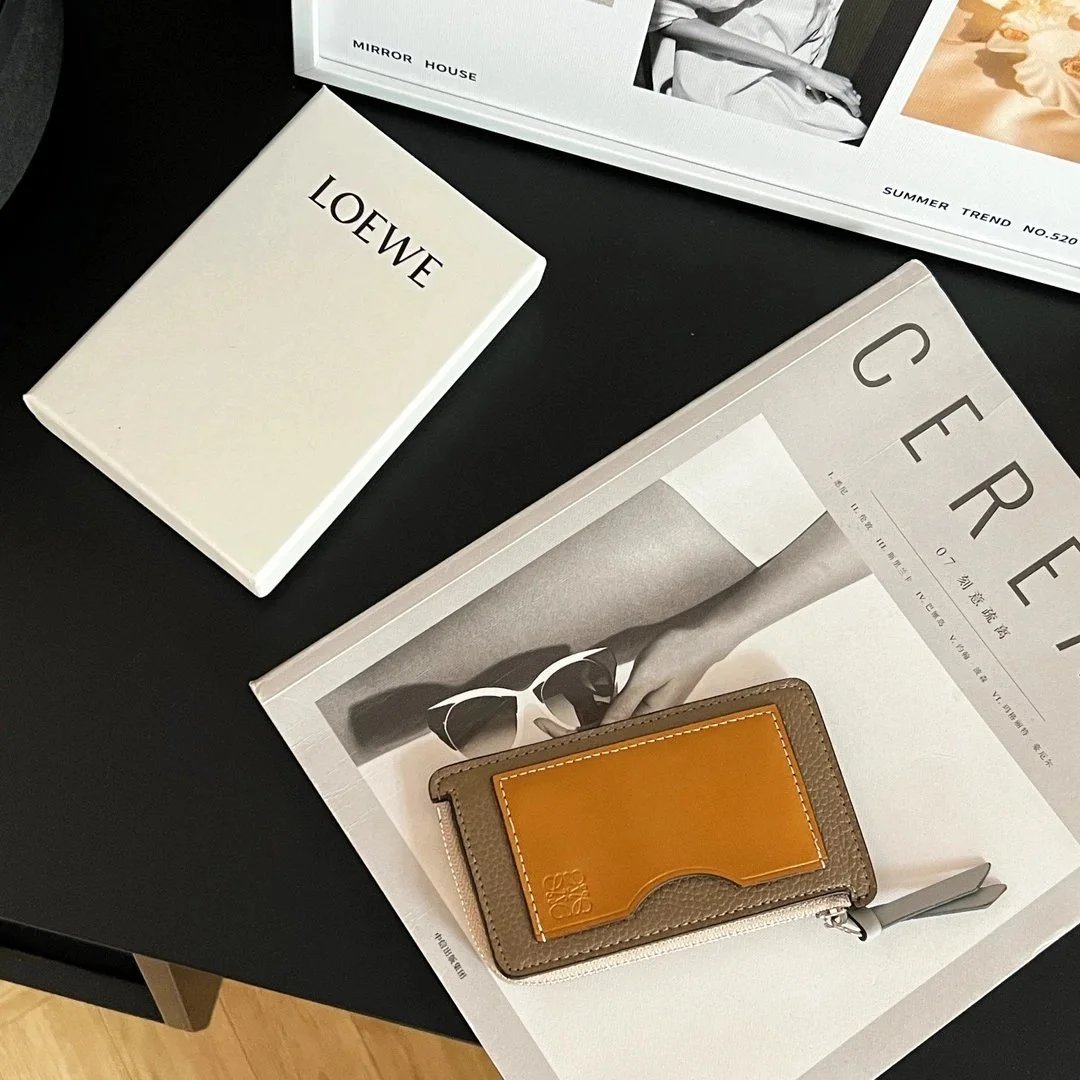 LOEWE Kartenetui mit umlaufendem Reißverschluss und zweifarbiger Front