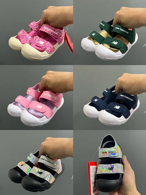 صنادل New Balance للأطفال بأشرطة فيلكرو مزدوجة