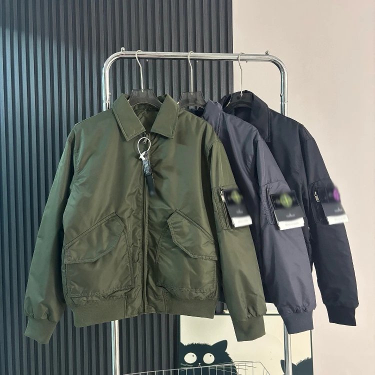Bunda Stone Island — Zapínání na zip · žebrované manžety