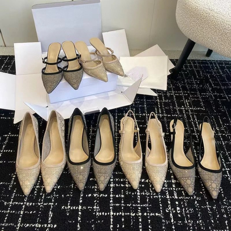 Scarpe con tacco alto Dior — cinturino sul tallone · Punta affusolata