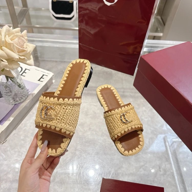 Gucci slippers met één band, haakwerk-textuur en goudkleurige dubbele G-gesp, abrikoos, maten 36 37 38 39 40 41 42