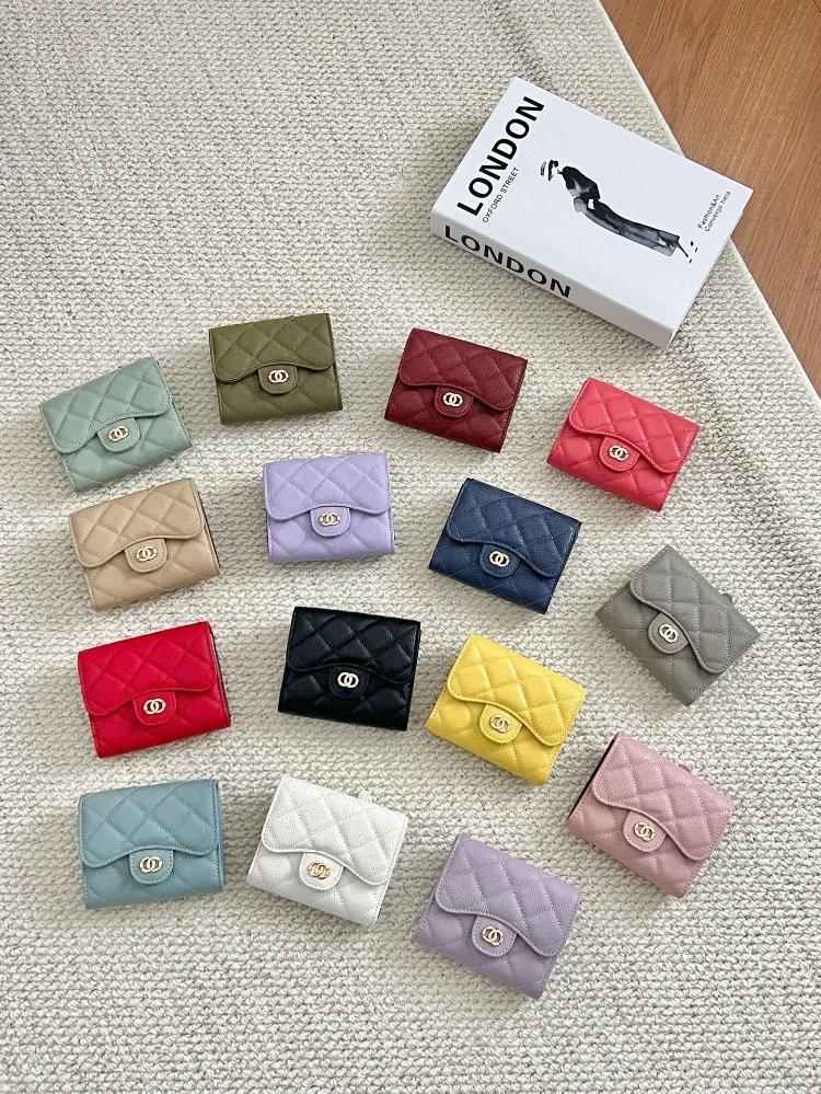 محفظة Chanel — غطاء قلّاب · خياطة مبطنة