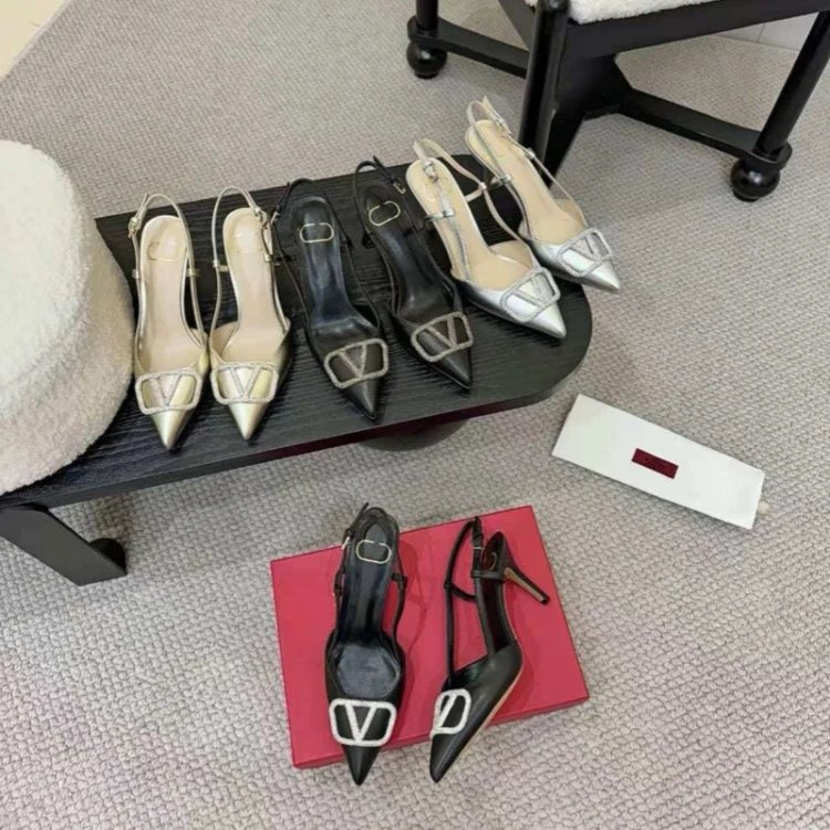 high heels Valentino — heel strap · buckle