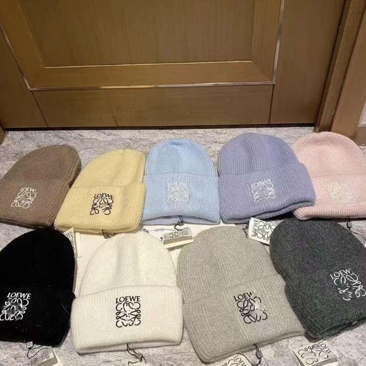 Loewe Strickmütze — Rippstruktur · Bündchen