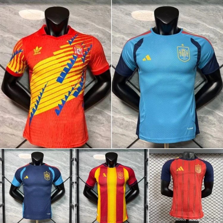 Adidas football jersey — graphic print · crew-neck