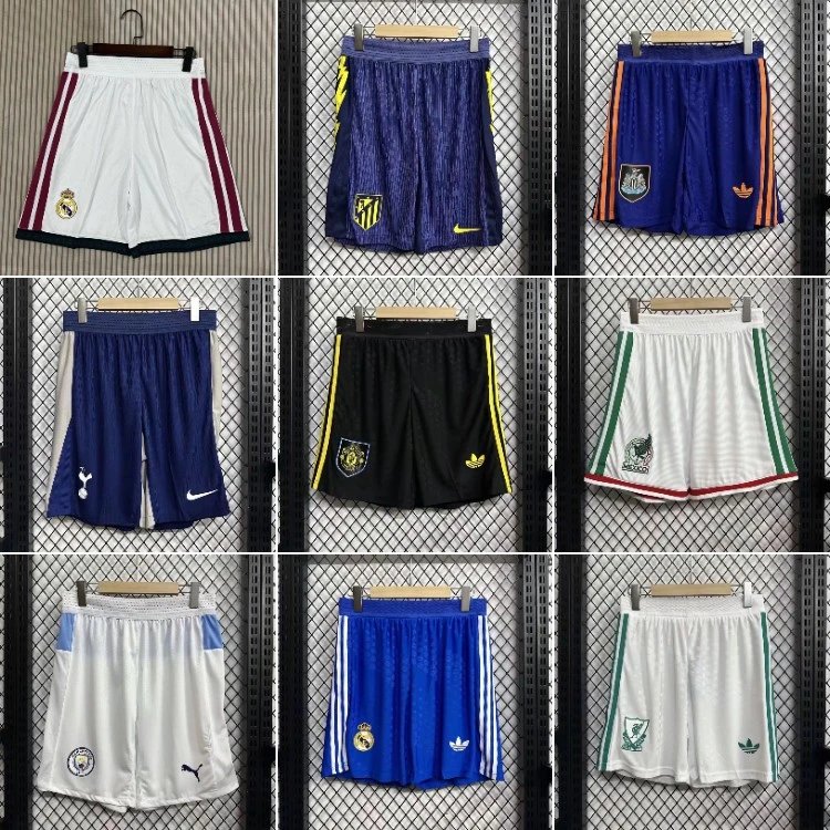 Short — Taille élastiquée · Rayures latérales