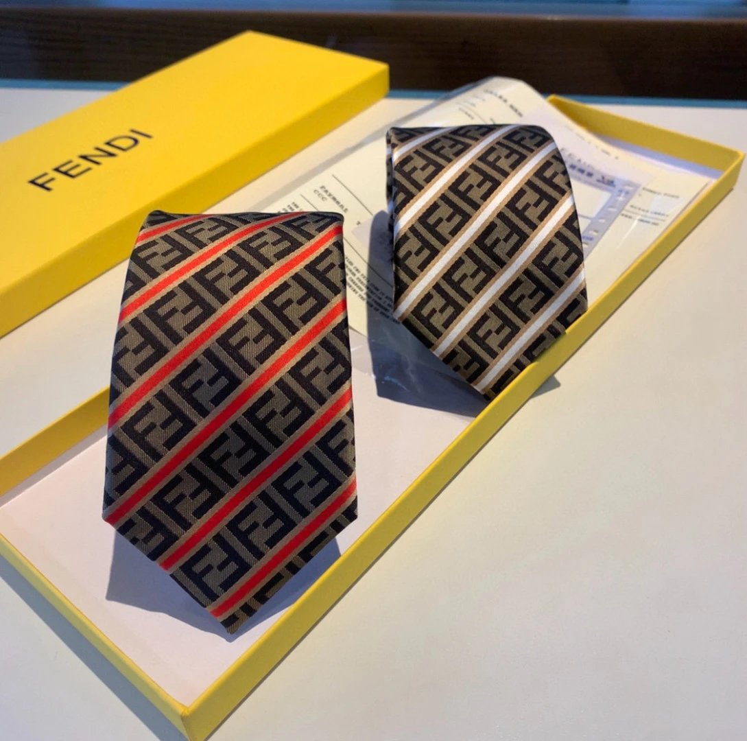 Fendi Krawatte aus Allover-FF-Jacquard in Braun oder Navy