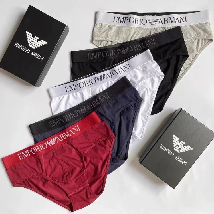 Slip Emporio Armani — cintura con scritte · Vita elasticizzata