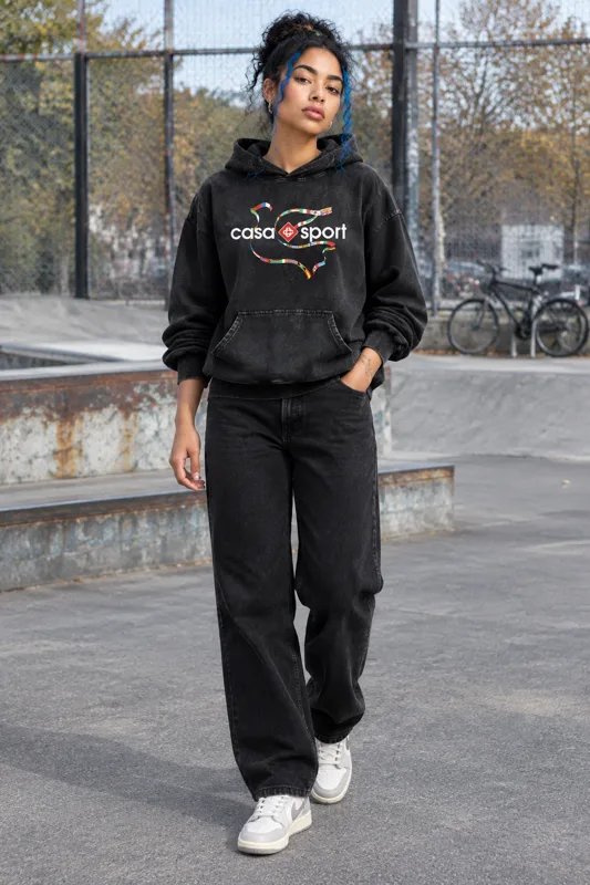 Outfit met Casablanca hoodie, Amiri denim jeans en Jordan 1 Low lage · Lucía