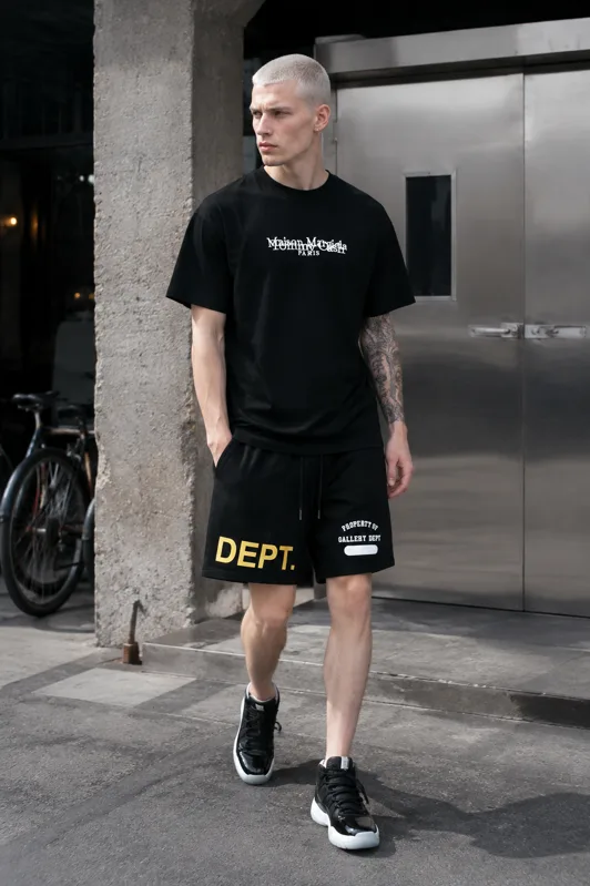 Graphic Crewneck, Drawstring Graphic Print & Jordan 11 High-Top outfit · Luca