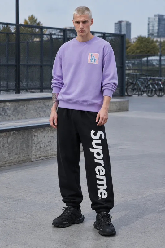 Outfit con Felpe girocollo, Felpa con cappuccio o e Sneakers Basse Balenciaga · Luca