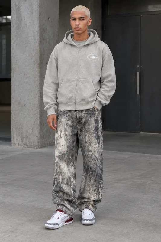 Corteiz Sportswear styles, Grey Wide-Leg Jeans & Jordan sneakers outfit · Nico